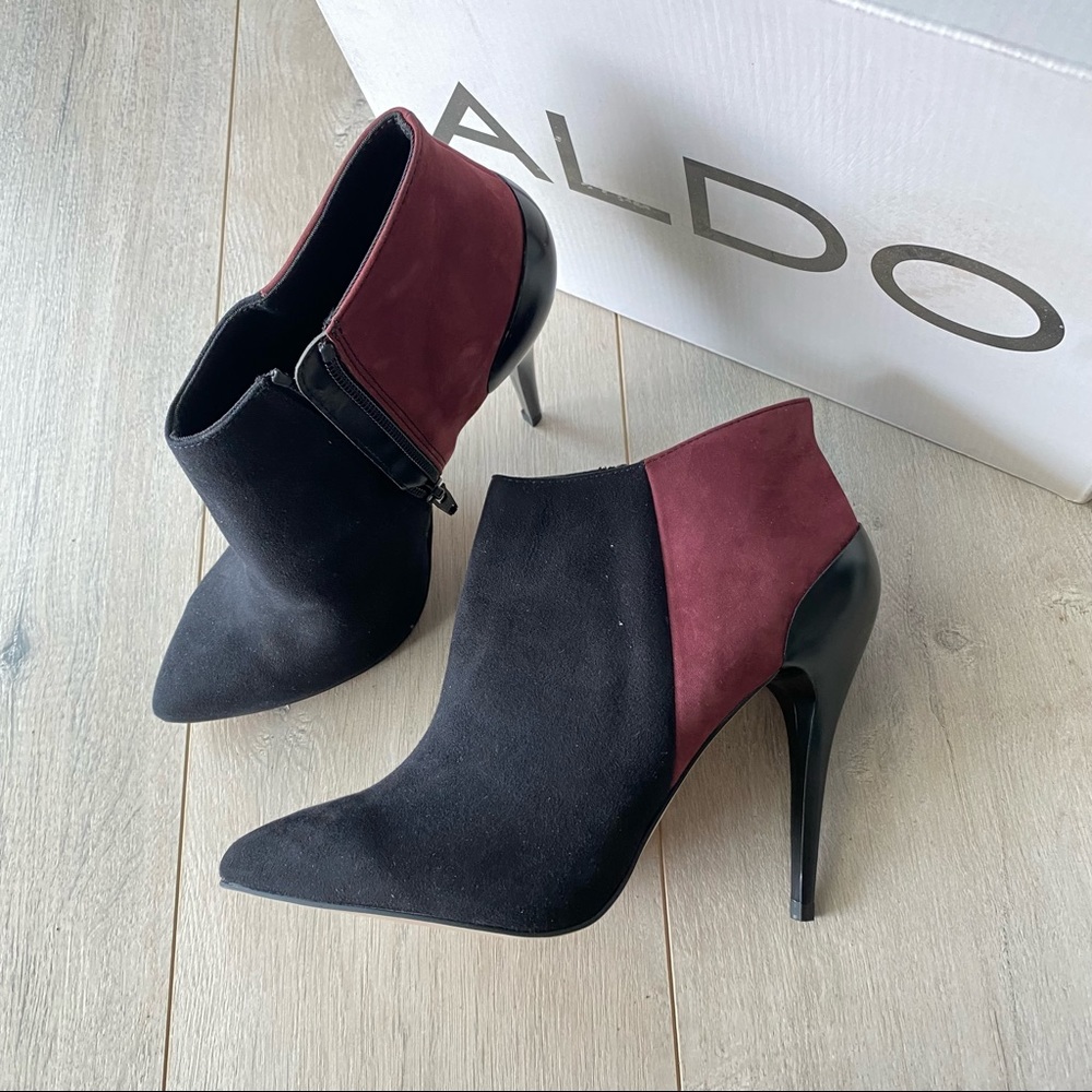 New ALDO pointy toe suede ankle booties black and burgundy Danielle-42 style